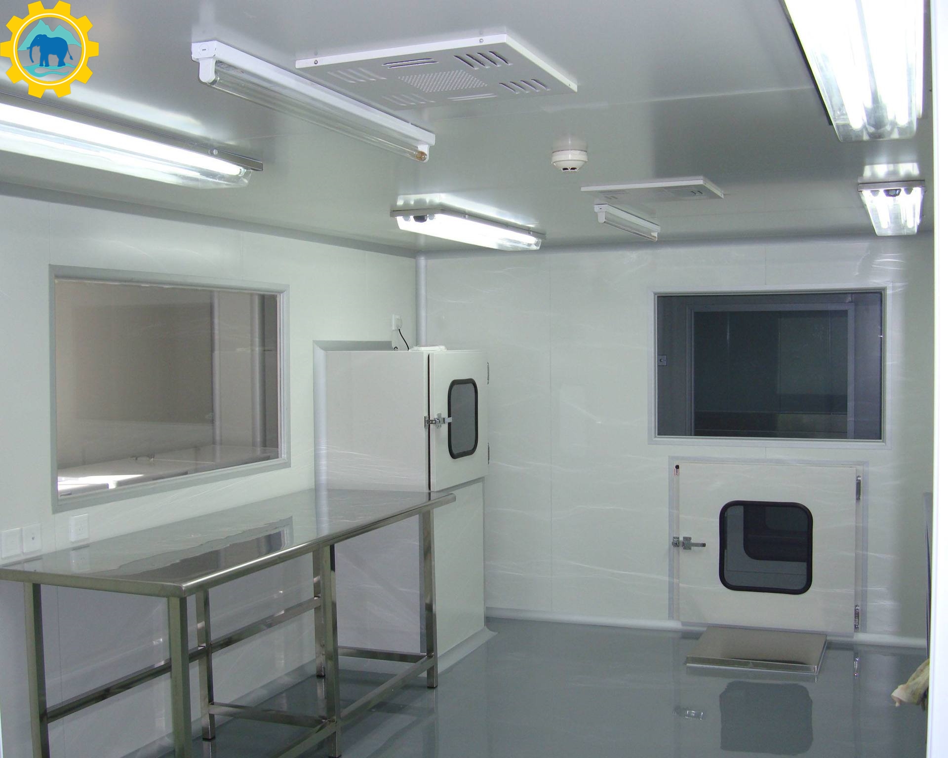 cold room.jpg